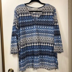 C.D. Daniels blouse size 2x